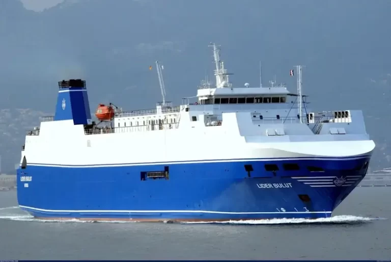 Salvata nave ro-ro del Camerun